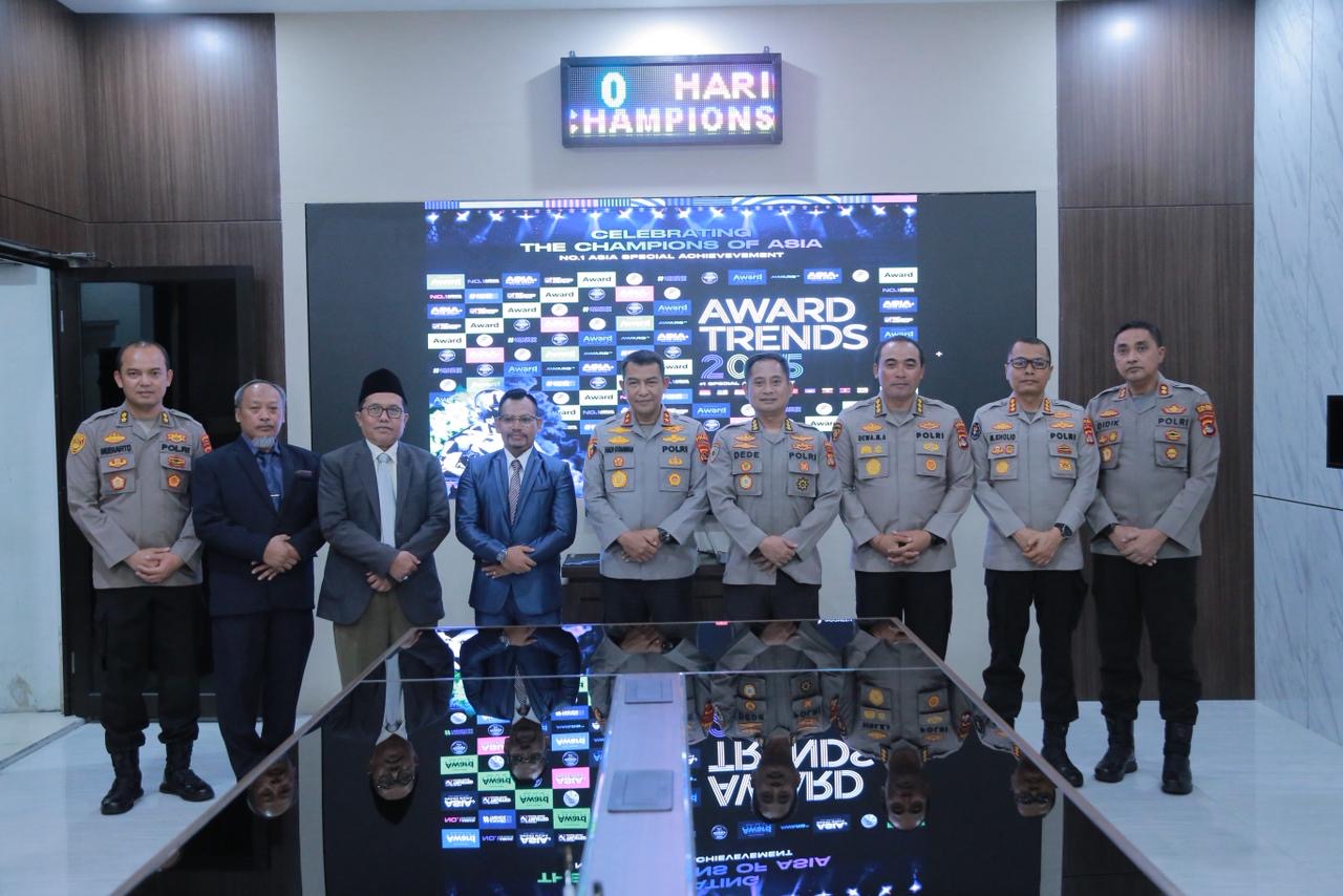 Kapolda NTB Masuk Deretan Pemimpin Visioner Indonesia 2025