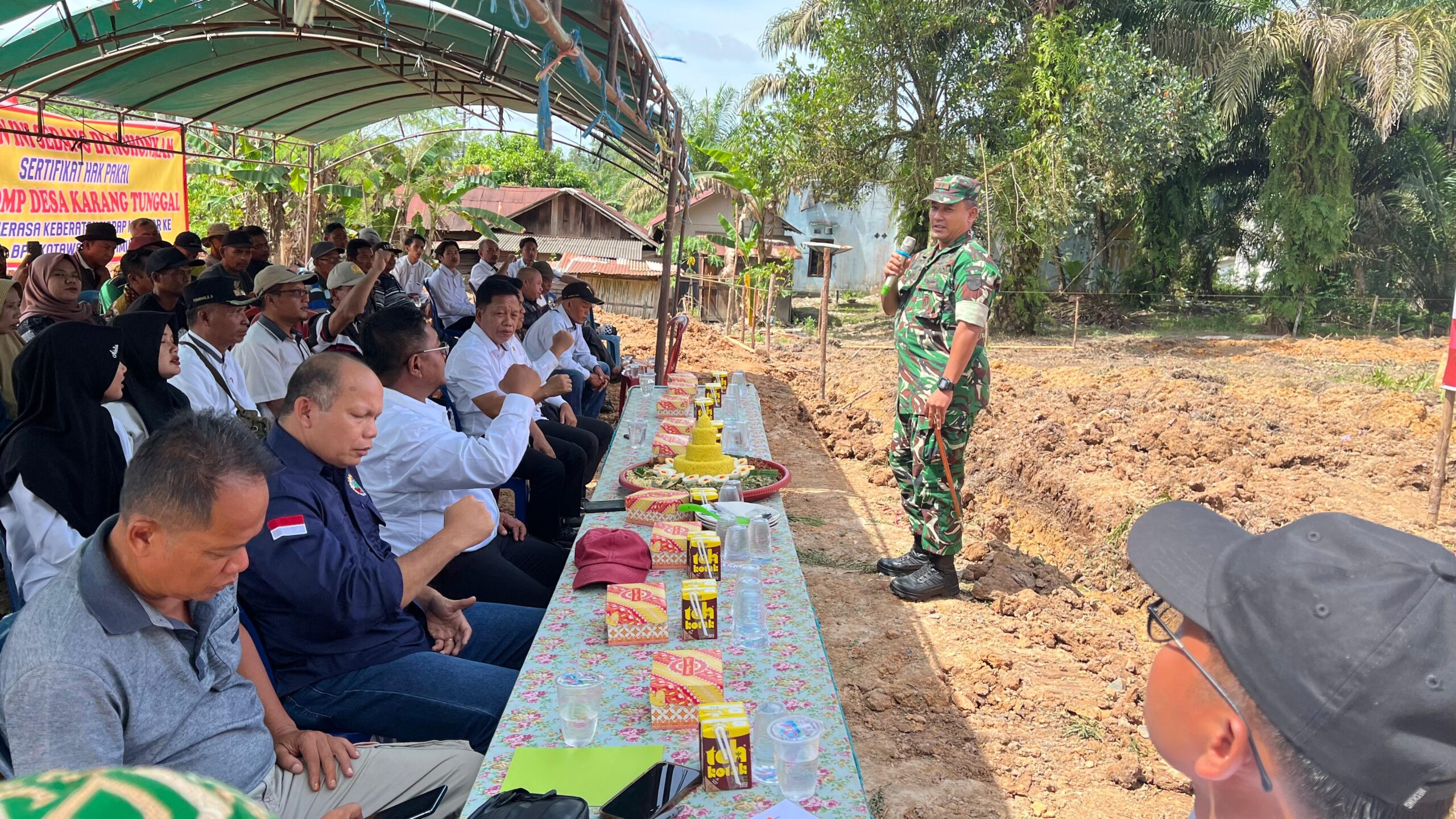 Komandan Kodim 1015/Sampit Pimpin Peletakan Batu Pertama Koperasi Desa Merah Putih, Wujudkan Kemandirian Ekonomi Desa