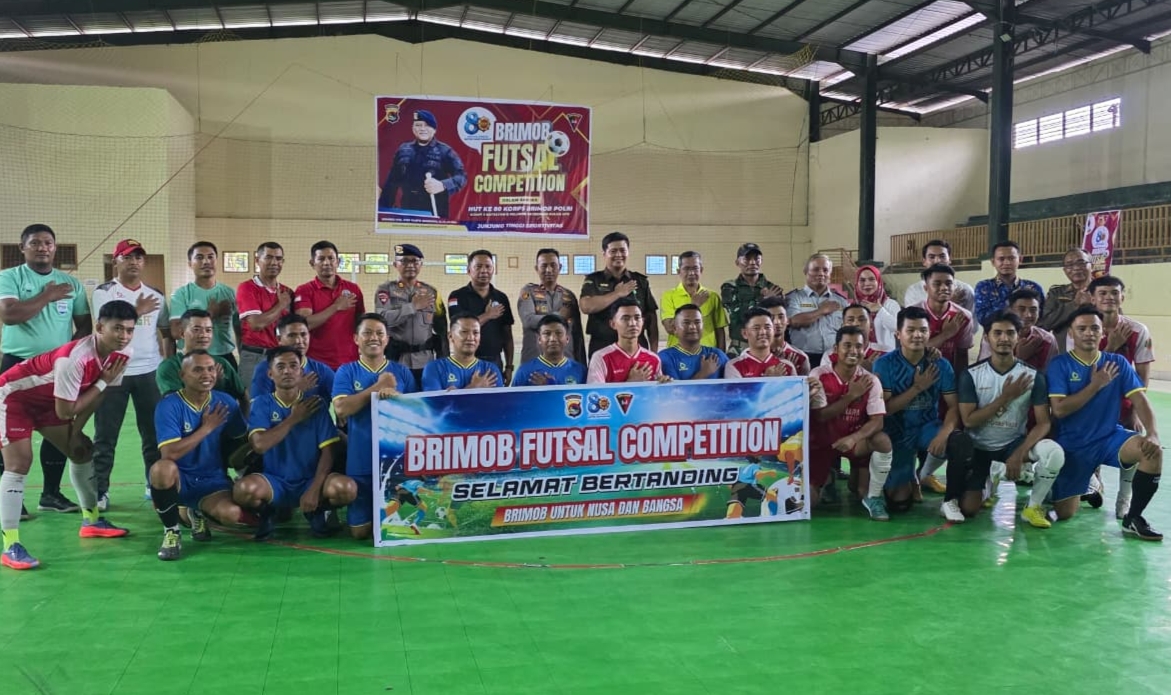Pembukaan Turnamen Brimob Futsal Competition Meriahkan HUT Brimob ke-80 di Selong