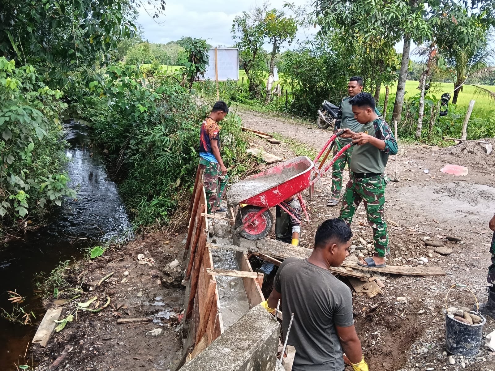Jiwa Militansi dan Keuletan Jadi Nafas Satgas TMMD Reguler ke-127 Kodim 0105/Abar