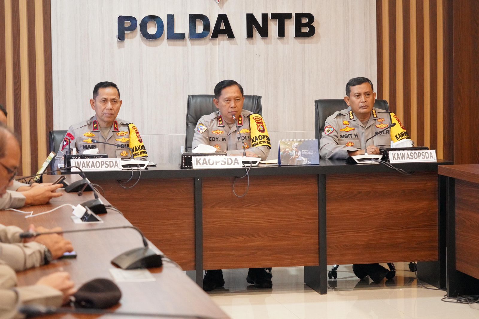 Kapolda NTB Pimpin Anev Kesiapan Pengamanan Nyepi dan Idul Fitri 2026, Tekankan Kolaborasi Lintas Sektoral