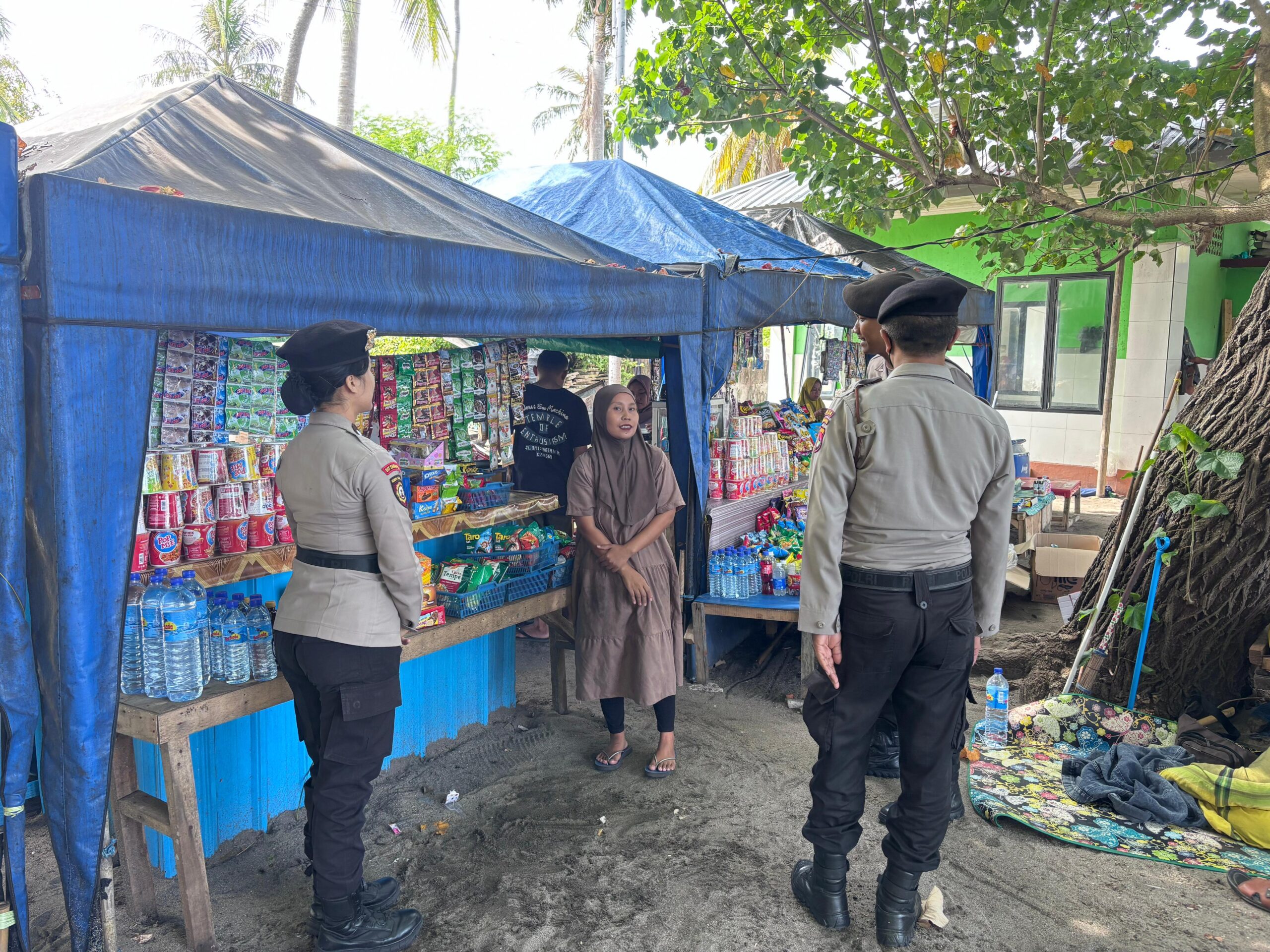 Libur Lebaran, Subsatgas Preventif Polda NTB Intensifkan Patroli di Kawasan Wisata Pantai