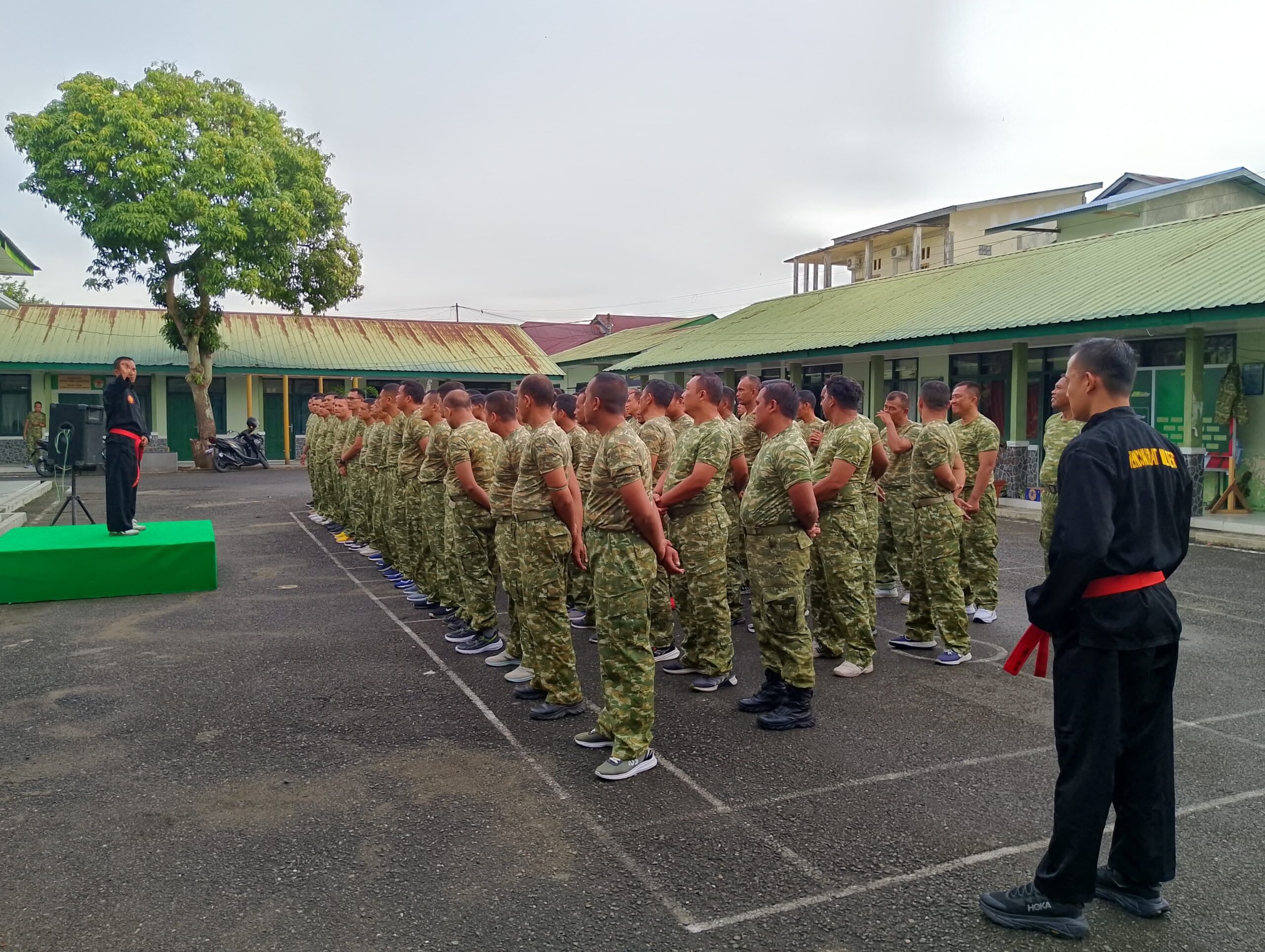 Prajurit Kodim 0105/Abar Asah Kemampuan Pencak Silat Militer Jelang Ujian Kenaikan Tingkat