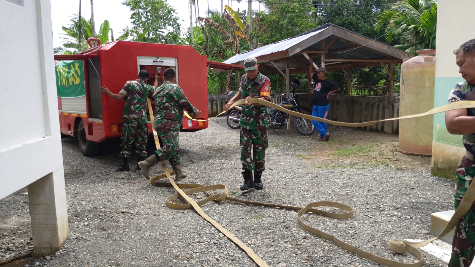 TPA Raja Aceh Alami Krisis Air Bersih, Kodim 0105/Abar Jadi Penyelamat Luncurkan Mobil Water Tank TNI AD