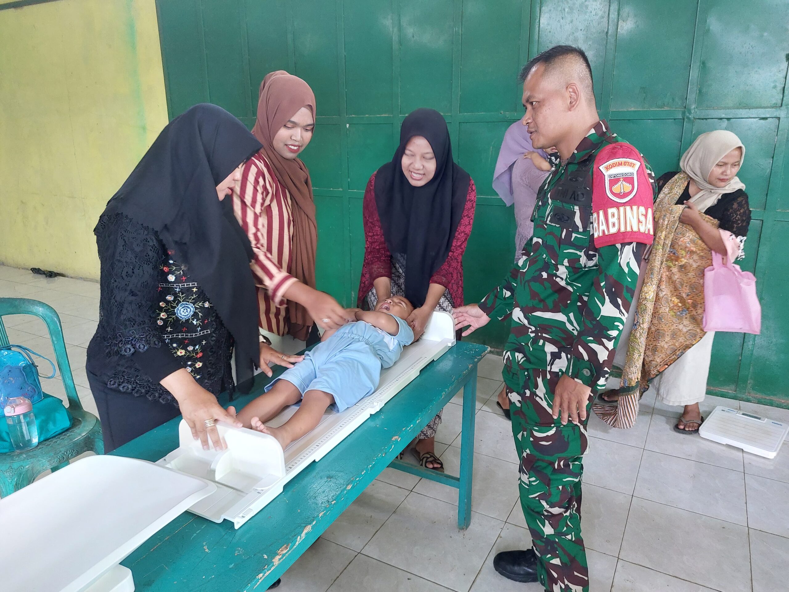 Kodim 0707/Wonosobo Dampingi Pembentukan Kampung Pancasila di Desa Kaliputih, Gotong Royong Jadi Pilar Utam