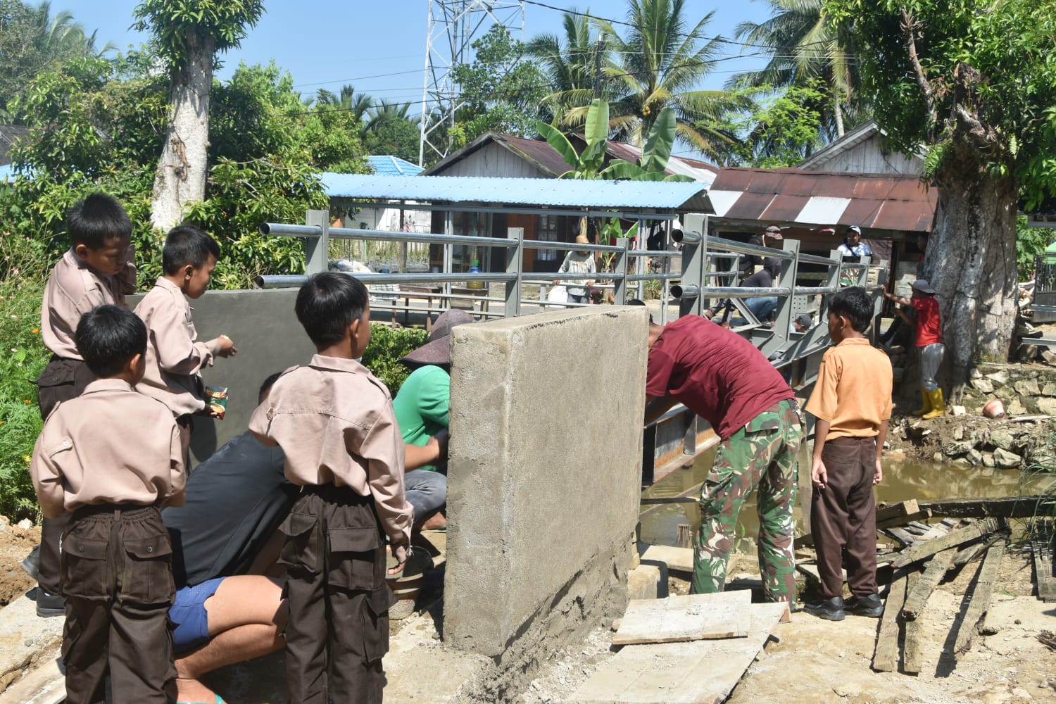 Pembangunan Jembatan Garuda Disambut Positif oleh Warga