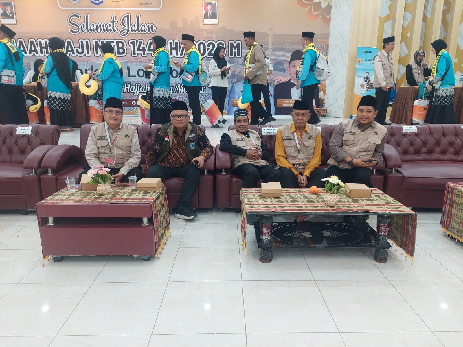 Polisi Amankan dan Kawal Keberangkatan Jamaah Haji Kloter 10 Asal Mataram