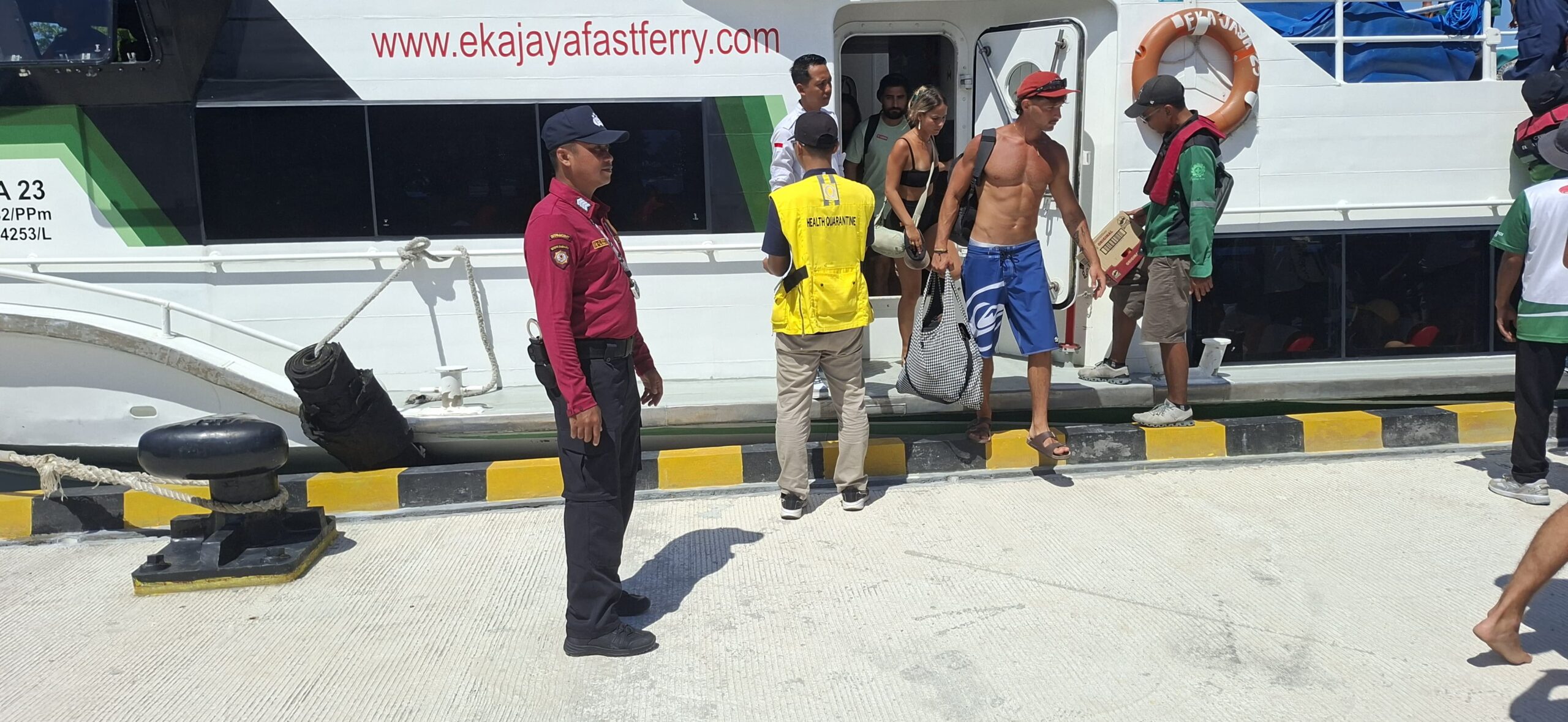 Polda NTB Intensifkan Patroli di Dermaga Wisata, Pastikan Keamanan Wisatawan Menuju Gili Tramena