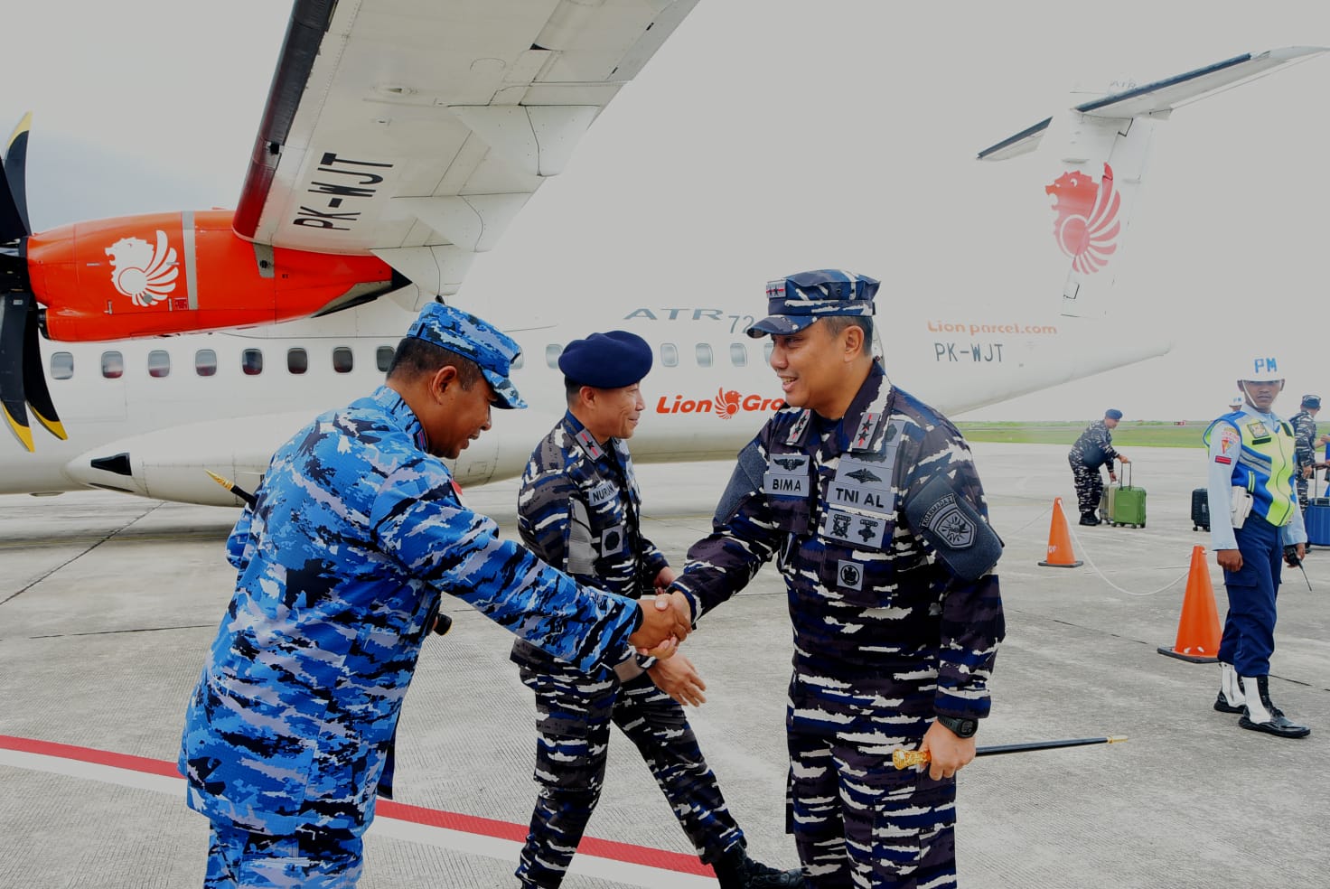 KUNJUNGI NATUNA, PANGKOARMADA I PERKUAT KESIAPAN OPERASI DAN SINERGI DENGAN MASYARAKAT