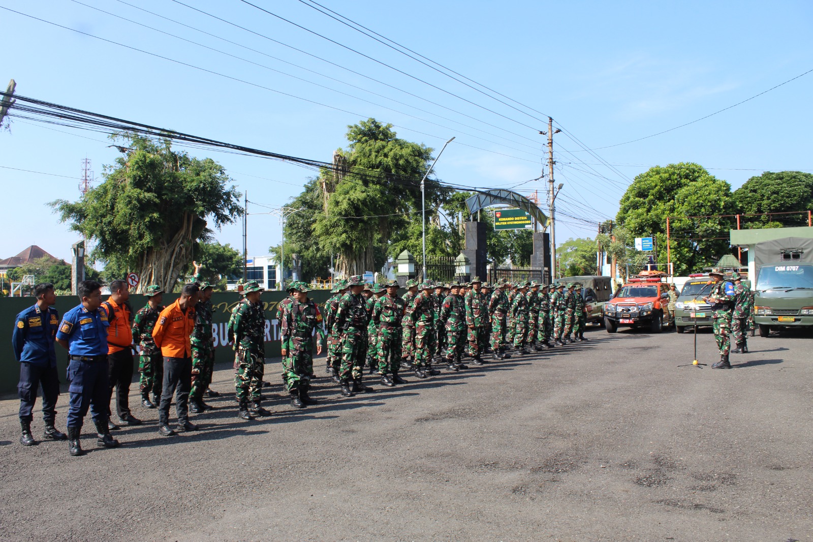 BeritaKodim 0707/Wonosobo Gelar Latihan Aplikasi Sistem Blok Penanggulangan Bencana Alam Banjir dan Tanah Longsor