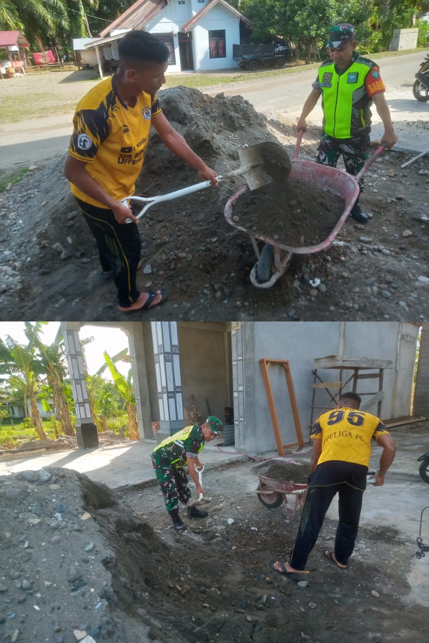 Tanpa Pamrih, Serka Ongku Bantu Warga Rehab Rumah