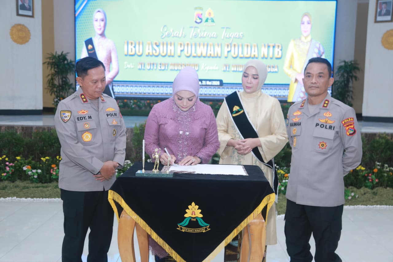 Pimpin Apel Perdana, Kapolda NTB: Kalau Belum Bisa Berprestasi, Jangan Mendatangkan Masalah