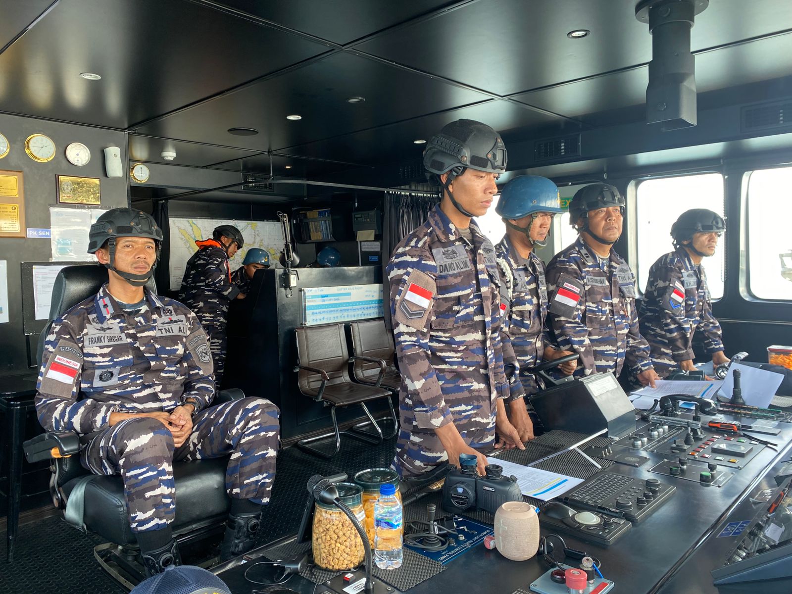 KRI BUBARA-868 BERHASIL HANCURKAN SASARAN DI PERAIRAN UTARA JAKARTA