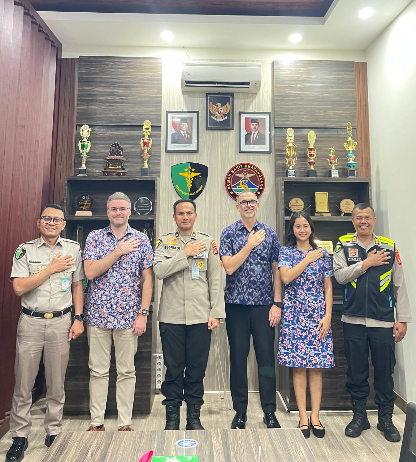 Standar Pelayanan RS Bhayangkara Mataram Tarik Perhatian Pemerintah Inggris