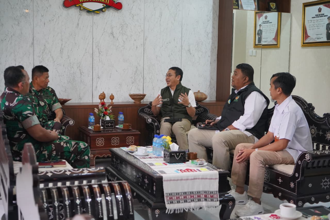 Komandan Korem 162/WB Terima Silaturahmi Balai Taman Nasional Gunung Rinjani