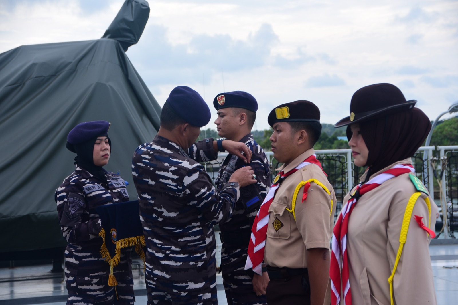 PANGKOARMADA I BERIKAN MOTIVASI GENERASI MUDA PADA PENUTUPAN KKRI