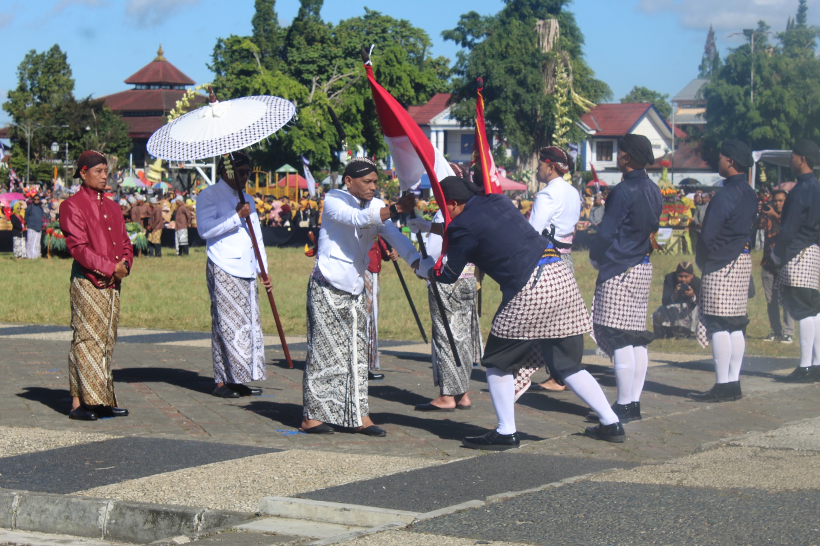 Kodim 0707/Wonosobo Berpartisipasi Penuh dalam Peringatan Hari Jadi Kabupaten Wonosobo ke-201, Usung Semangat “Nyawiji Makarti, Wonosobo Loh Jinawi”