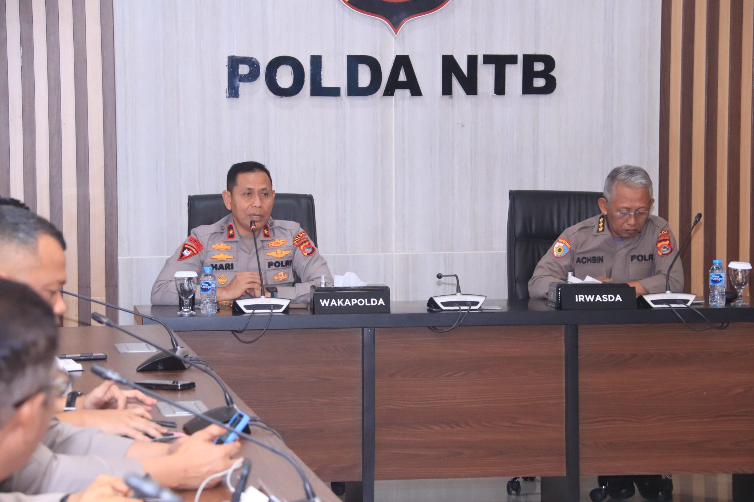 Perkuat Pendekatan Humanis, Wakapolda Pimpin Rapat Kamtibmas Bima-Dompu
