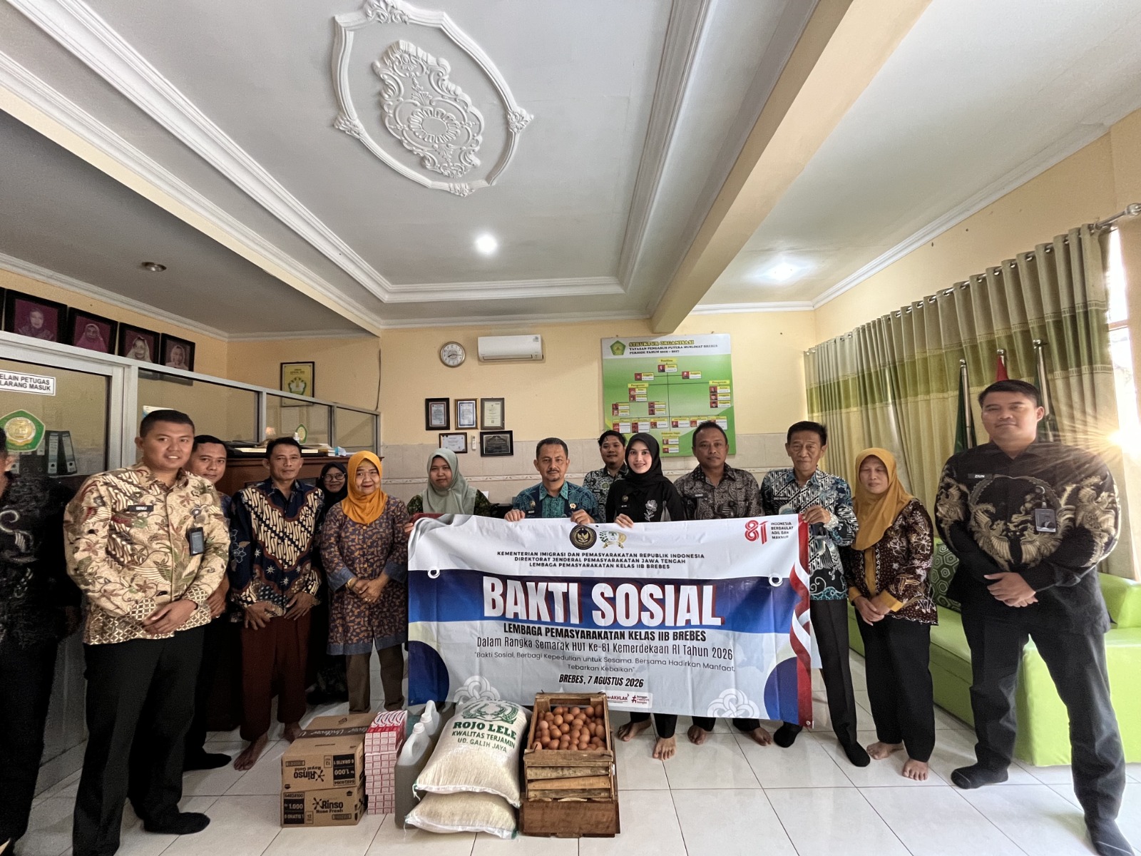 Ketika Kemerdekaan Dimaknai dengan Berbagi, Lapas Brebes Hadir untuk Putera Muslimat