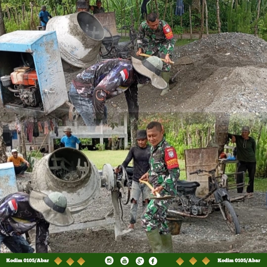 Babinsa Koramil 09/Samatiga Sertu Puguh gotong royong bantu warga Desa Pinem bangun talut jembatan yang longsor