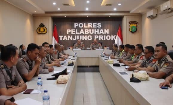 Perkuat Kapasitas Kepemimpinan, Serdik Sespimmen Dikreg Ke- 67 Gelar FGD di Polres Pelabuhan Tanjung Priok
