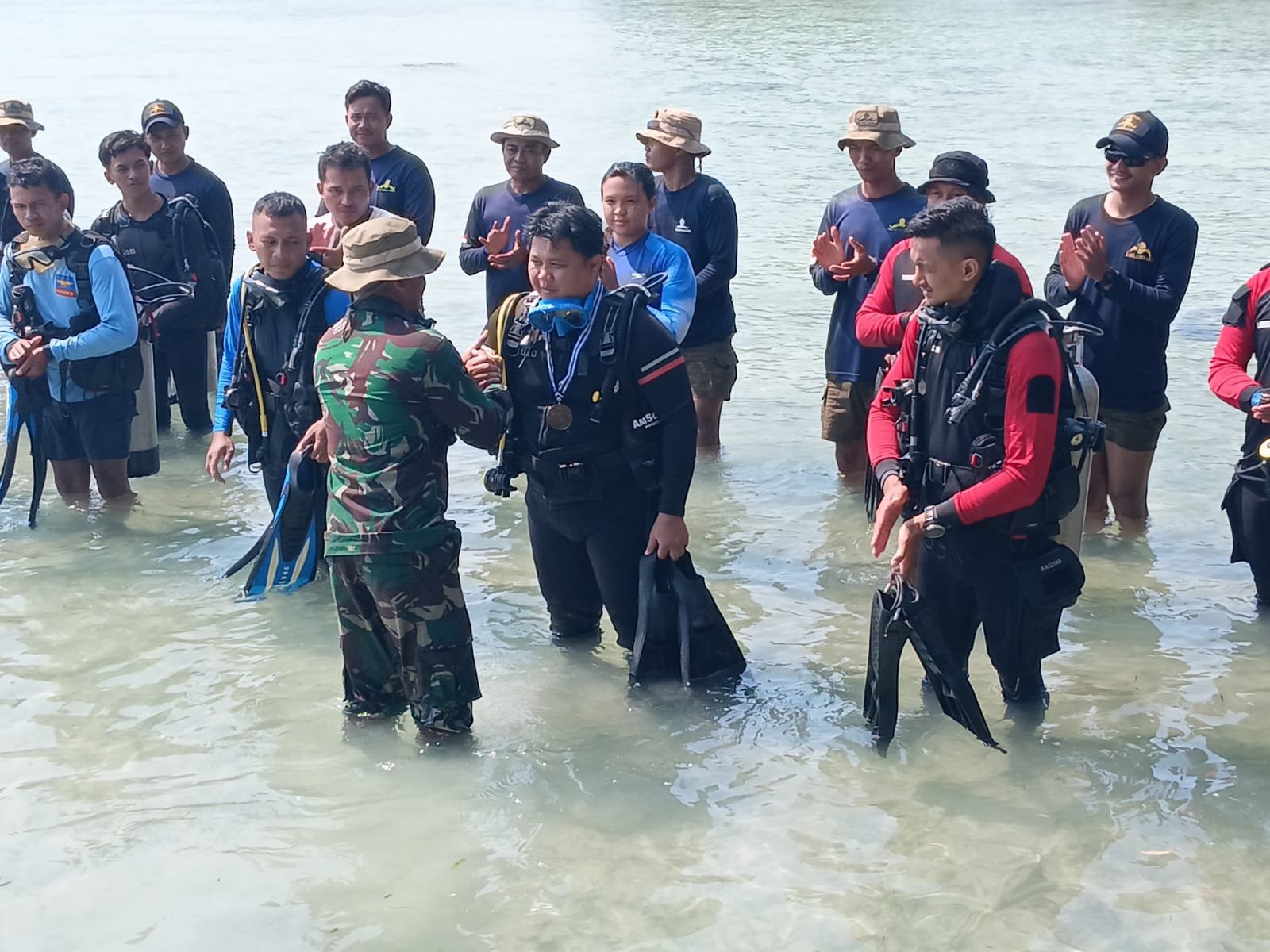 PERINGATAN HUT KE-74 PENYELAM TNI AL, PERERAT SINERGI DAN EDUKASI MARITIM