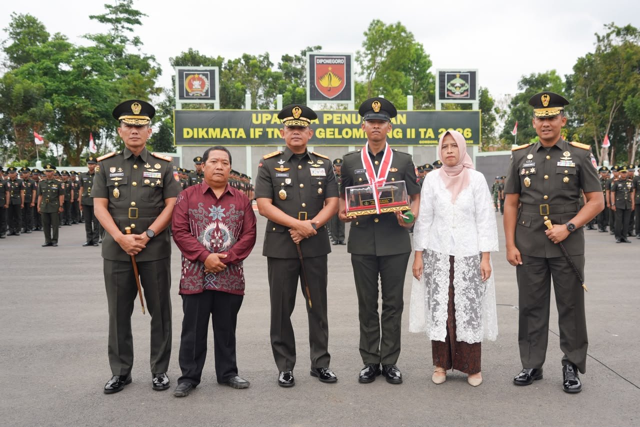 839 Prajurit TNI AD Resmi Dilantik, Pangdam IV/Diponegoro Tutup Dikmata Gelombang II 2026