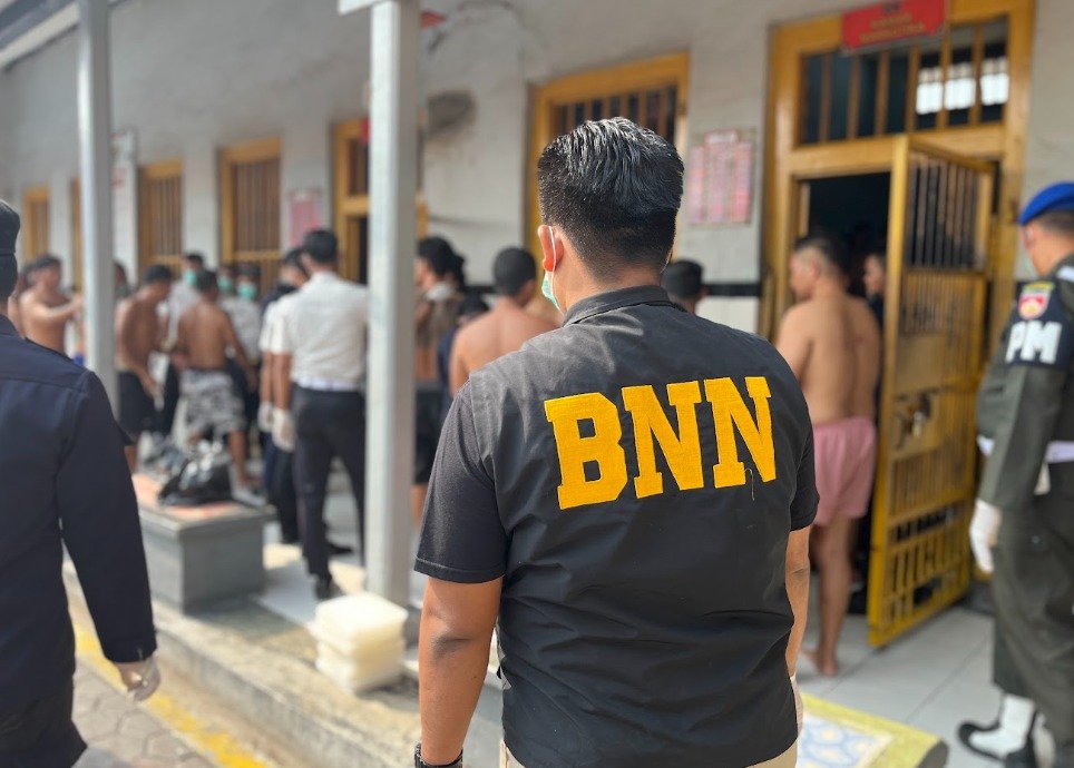 Empat Tim Sisir Kamar Hunian, Lapas Brebes Perkuat Deteksi Dini Gangguan Keamanan, Gelar Razia Gabungan