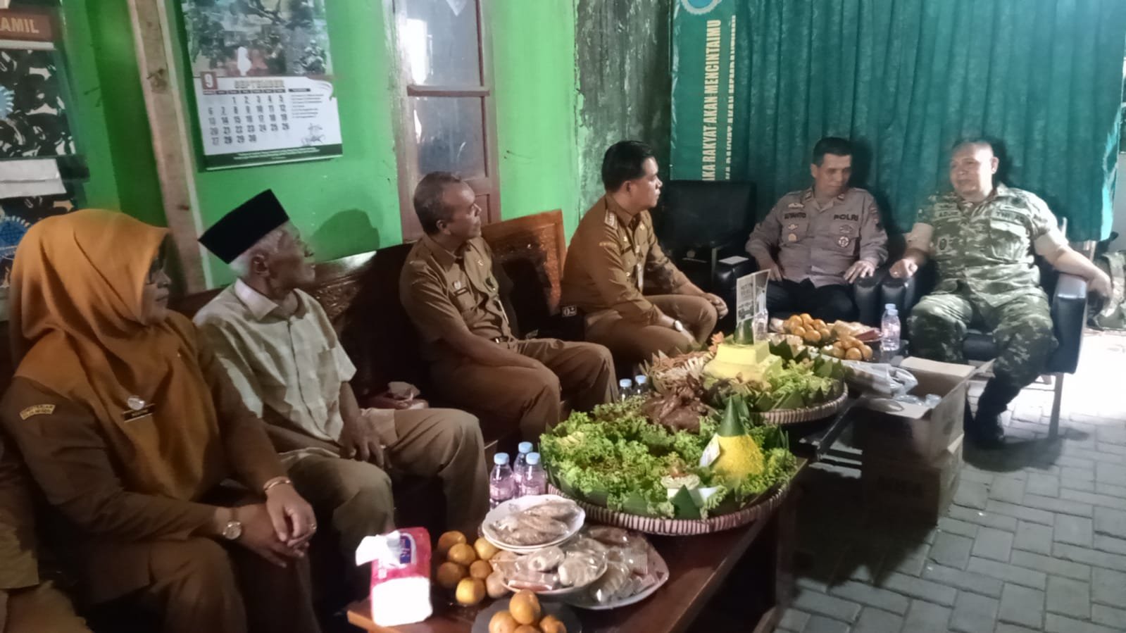 Sinergitas TNI-Polri-Pemda Terjalin Erat: Forkopimca Wonosobo Kunjungi Koramil 01/Wonosobo dalam Rangka HUT TNI ke-81